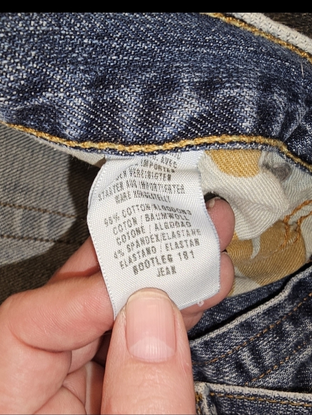 Lucky Brand Sz. 36x28 Button Fly Bootcut Mens Jeans - Picture 6 of 10
